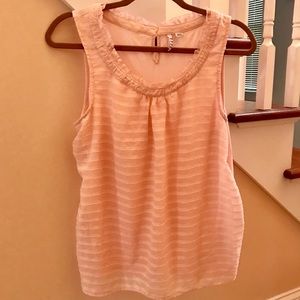 Elle: Chiffon ruffle top.